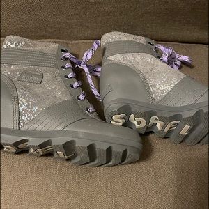Sorel Lexie Glitter Boots - like new worn once